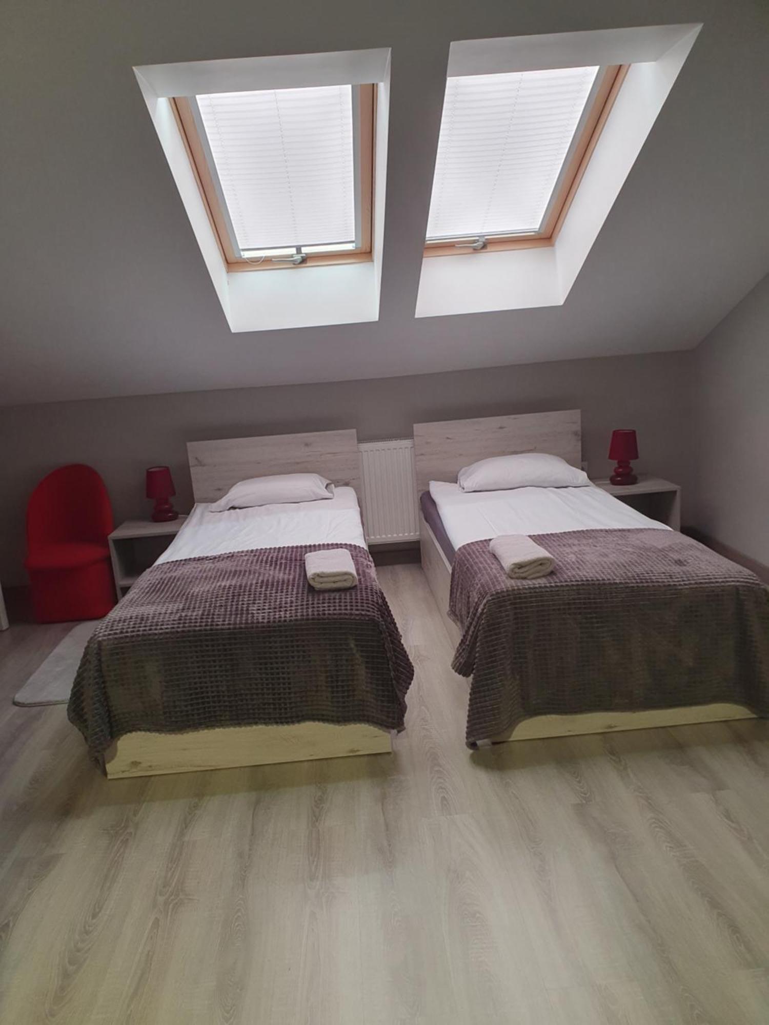 Stajnia Kruki Villa Wola Kaluska Exteriör bild