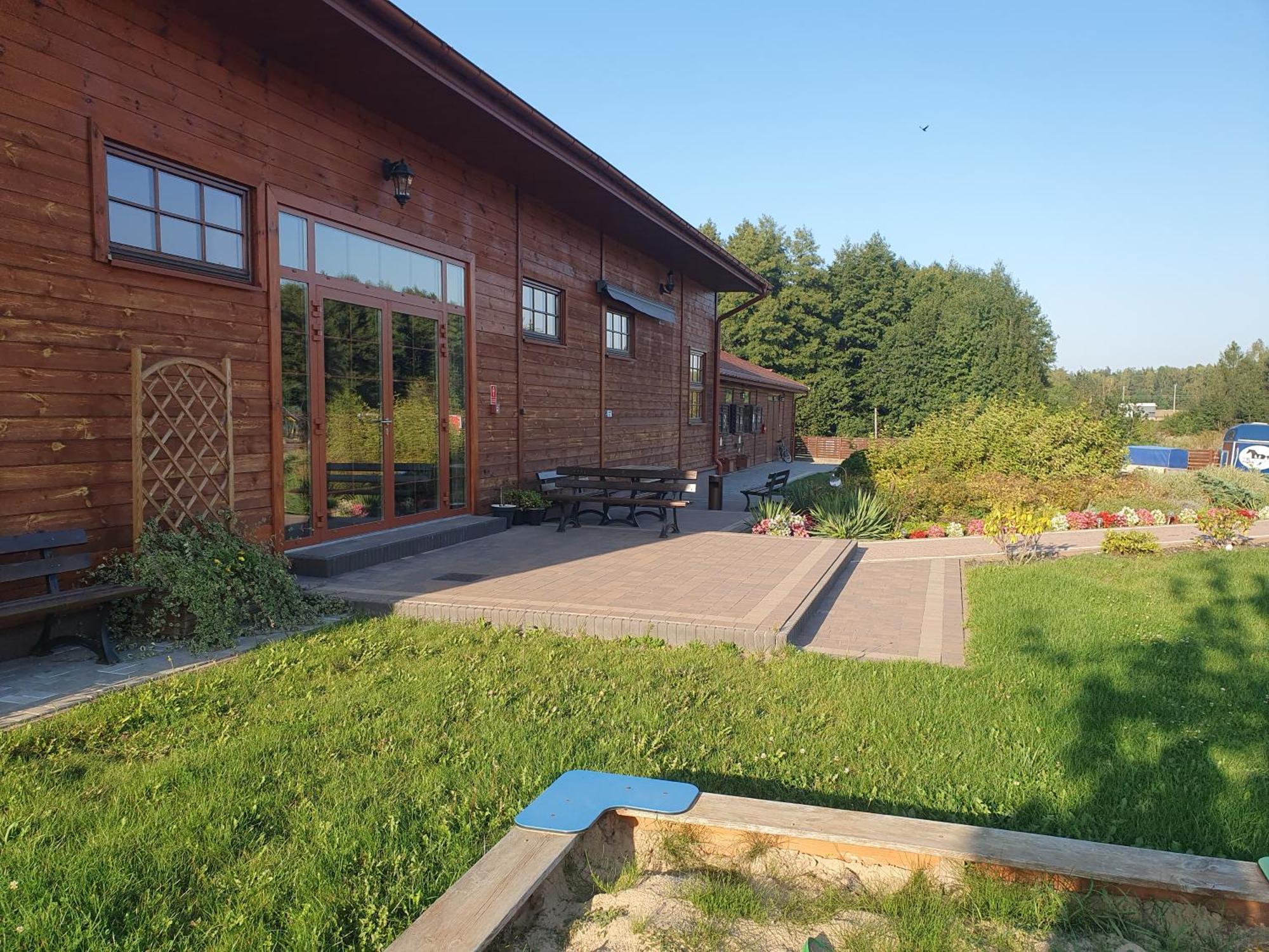Stajnia Kruki Villa Wola Kaluska Exteriör bild
